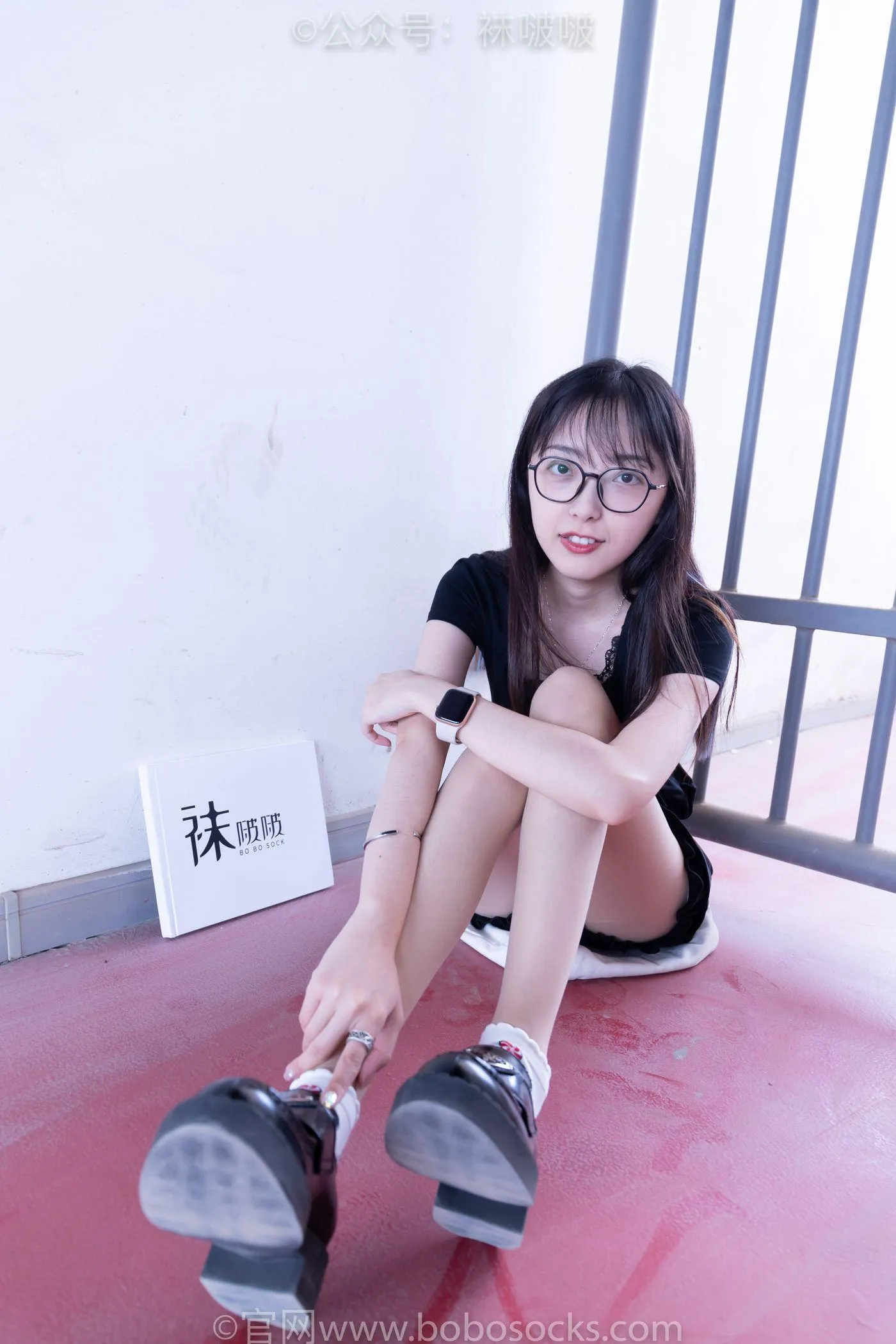 [BoBoSocks袜啵啵]NO.030 稚予- 皮鞋、短白棉袜、肉丝 [141P]插图4